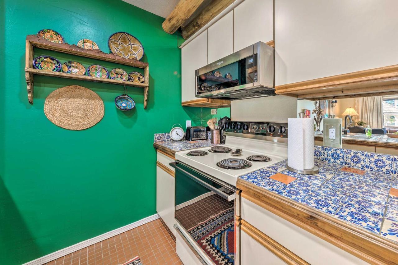 Eclectic Home With Deck 4 Miles To Ski Cloudcroft! Exterior photo